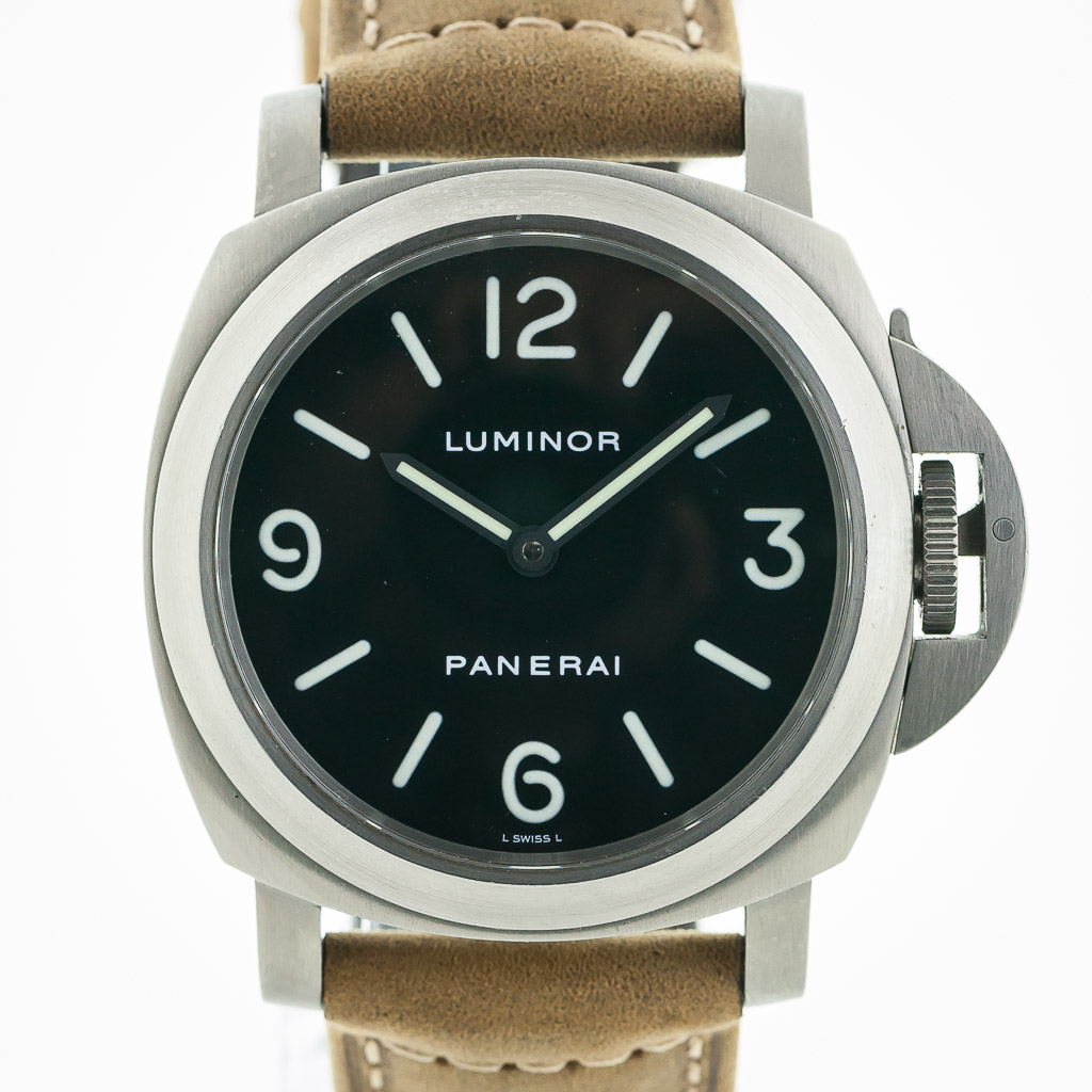 Panerai Luminor Base Titanio PAM 176 G Men s Manual 300m Rare Painted Dial 2004 Estates Consignments Panerai Luminor Base Titanio PAM 176 G Men s Manual 300m Rare Painted Dial 2004