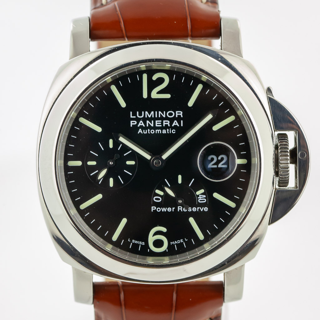 Panerai with power reserve best sale